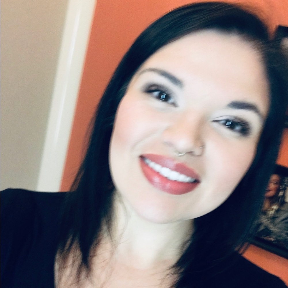 Meet your Posher, Alba